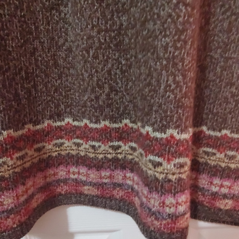 Sweater - Picture 2 of 2
